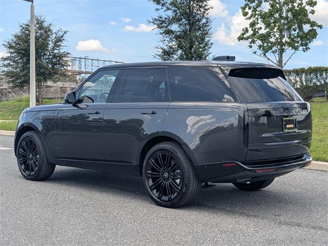 Photo of 2025 Gray Land Rover Range Rover