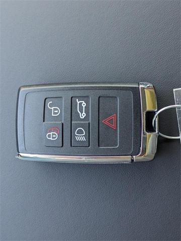 Photo of 2025 Gray Land Rover Range Rover