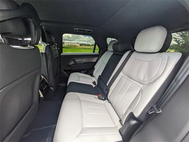 Photo of 2025 Gray Land Rover Range Rover Sport