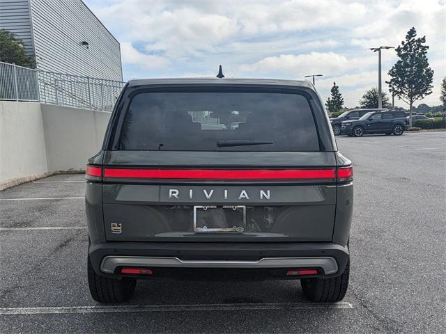 Photo of 2023 Launch Green Rivian R1S
