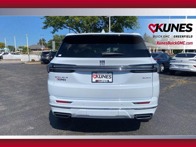 Photo of 2026 iridescent white tricoat Buick Enclave