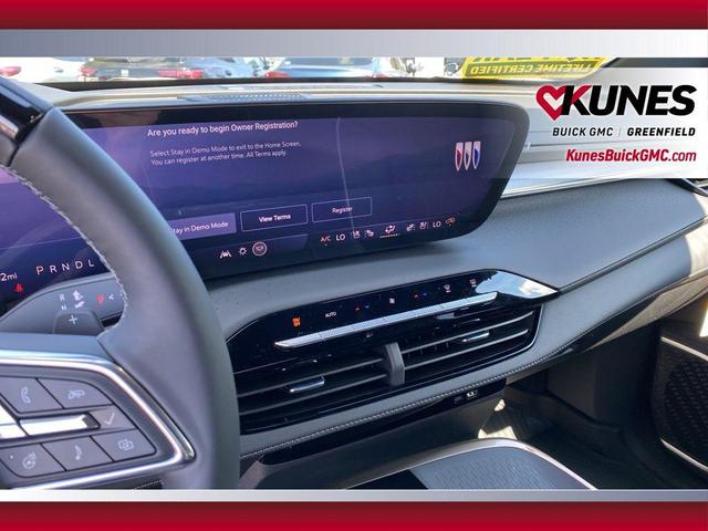 Photo of 2026 iridescent white tricoat Buick Enclave