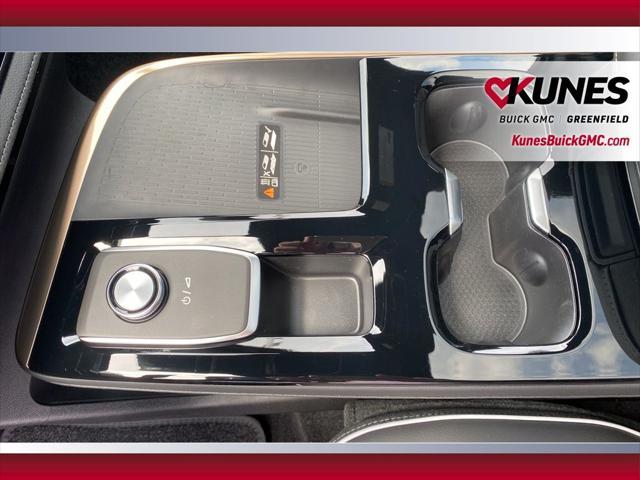 Photo of 2025 Ebony Buick Enclave