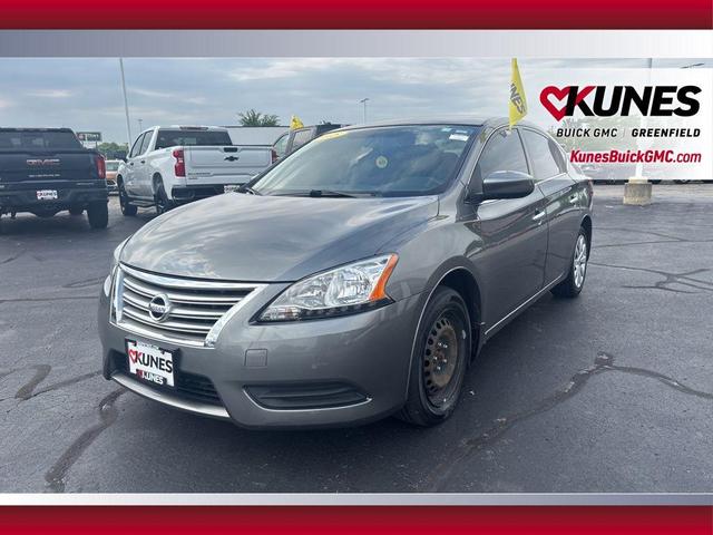 Photo of 2015 Gun Metallic Nissan Sentra