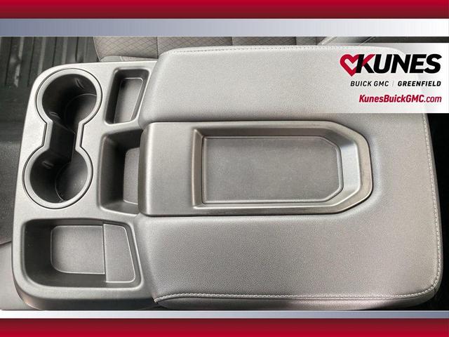 Photo of 2024 Summit White GMC Sierra 1500