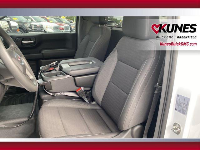 Photo of 2024 Summit White GMC Sierra 1500