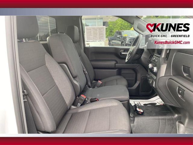 Photo of 2024 Summit White GMC Sierra 1500