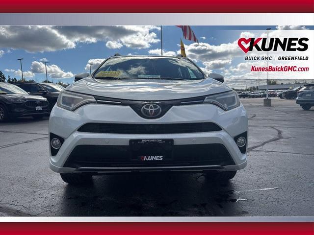 Photo of 2017 Blizzard Pearl Toyota RAV4