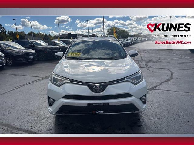 Photo of 2017 Blizzard Pearl Toyota RAV4