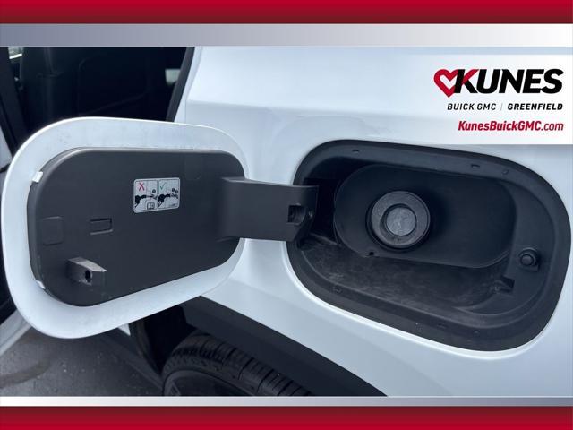 Photo of 2024 Summit White GMC Terrain