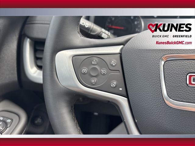 Photo of 2024 Summit White GMC Terrain