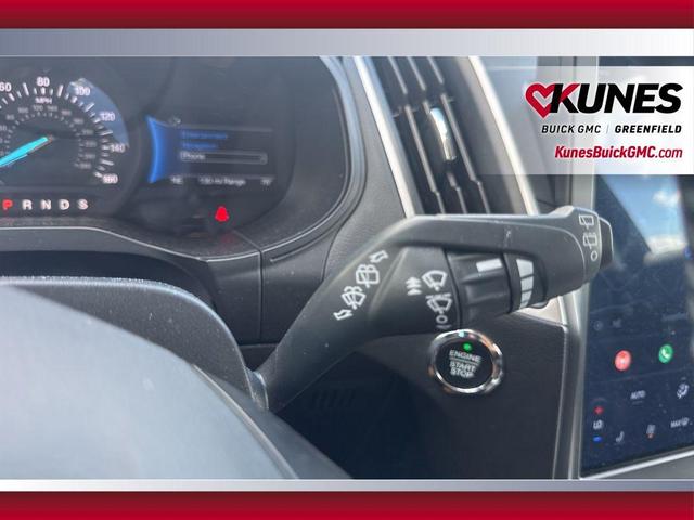 Photo of 2024 Oxford White Ford Edge