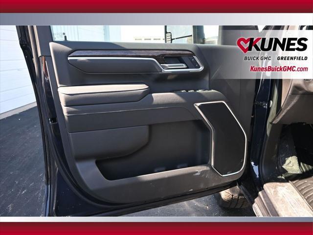 Photo of 2025 Titainium GMC Sierra 3500