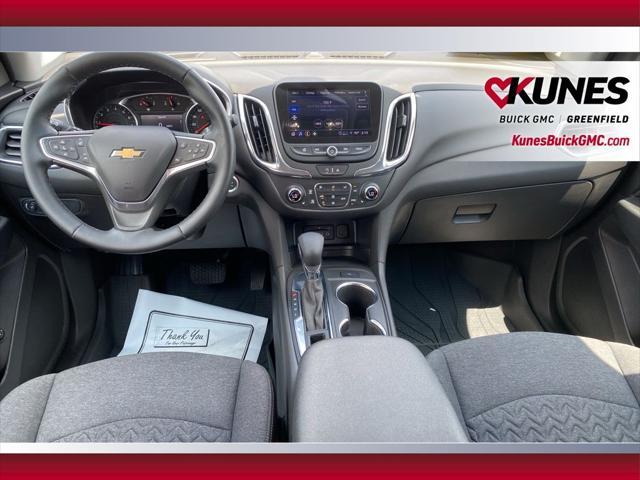 Photo of 2023 Blue Glow Metallic Chevrolet Equinox