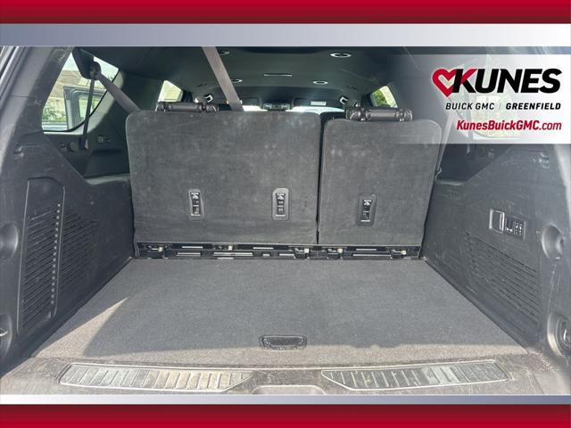 Photo of 2023 Sterling Gray Metallic Chevrolet Suburban