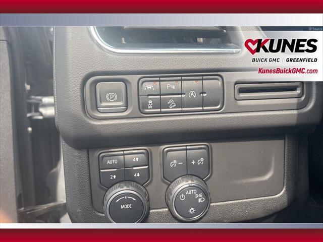 Photo of 2023 Sterling Gray Metallic Chevrolet Suburban
