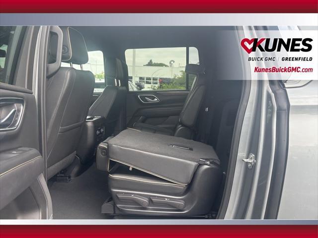 Photo of 2023 Sterling Gray Metallic Chevrolet Suburban