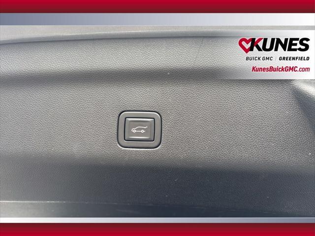 Photo of 2023 Sterling Gray Metallic Chevrolet Suburban