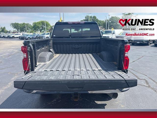 Photo of 2024 Black Chevrolet Silverado 2500