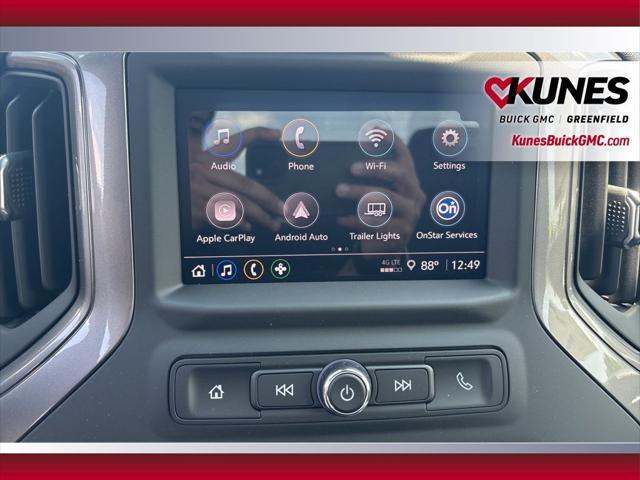 Photo of 2025 Summit White GMC Sierra 3500