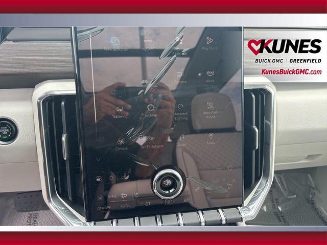 Photo of 2025 Summit White GMC Acadia