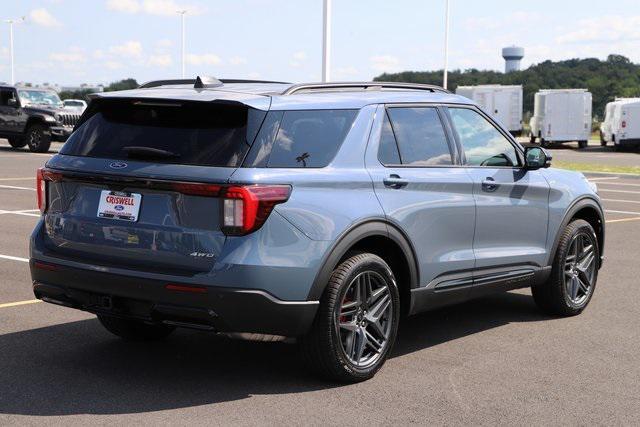 Photo of 2025 Vapor Blue Metallic Ford Explorer