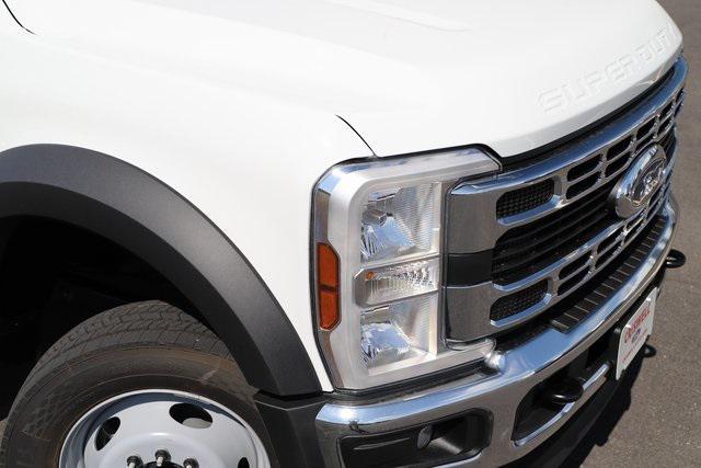 Photo of 2025 Oxford White Ford F-450