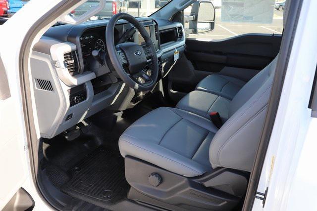 Photo of 2026 Oxford White Ford F-250