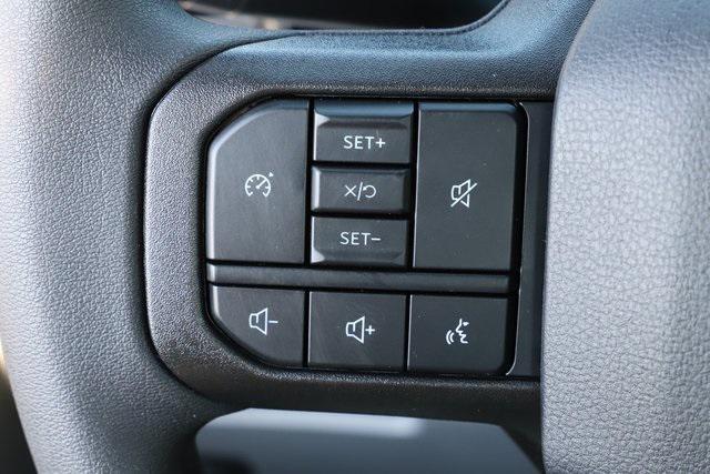 Photo of 2026 Oxford White Ford F-250