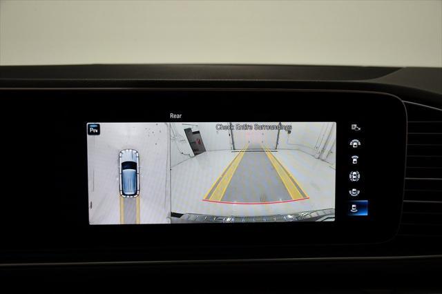 Photo of 2023 Black Mercedes-Benz GLE 350