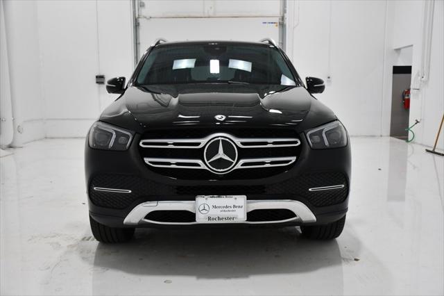 Photo of 2023 Black Mercedes-Benz GLE 350