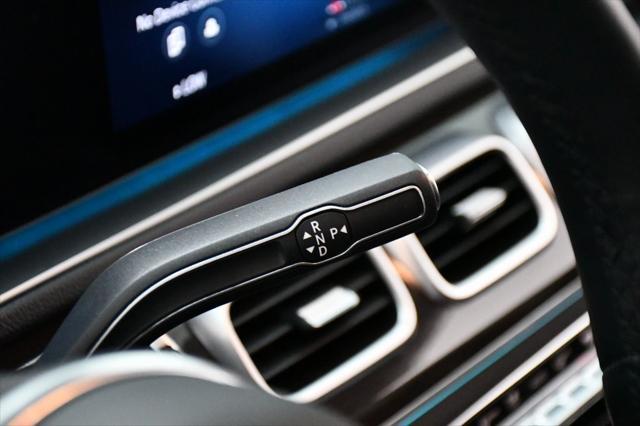 Photo of 2023 Black Mercedes-Benz GLE 350