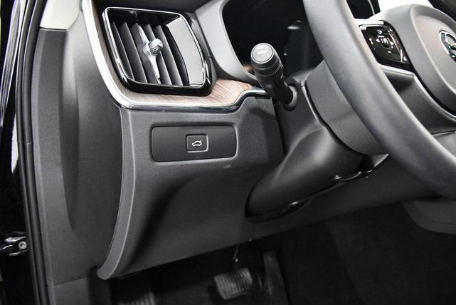 Photo of 2023 Black Volvo XC60