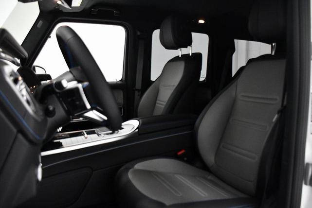 Photo of 2025 White Mercedes-Benz G-Class