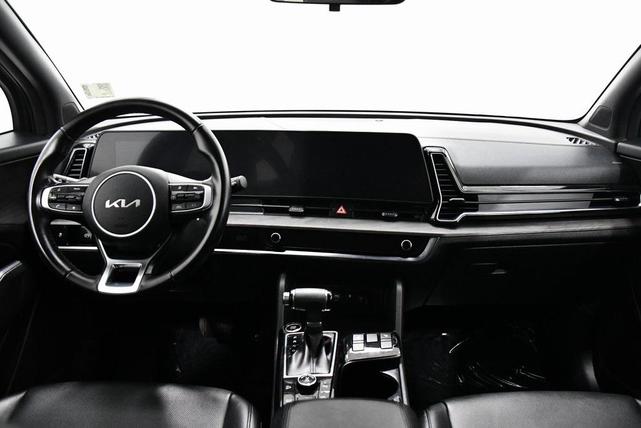 Photo of 2023 Gravity Gray Kia Sportage