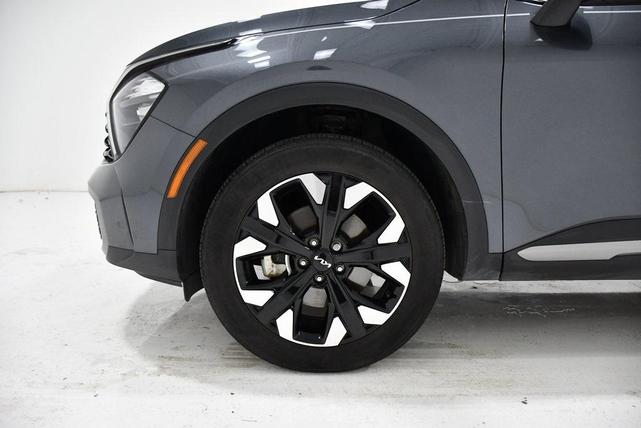 Photo of 2023 Gravity Gray Kia Sportage