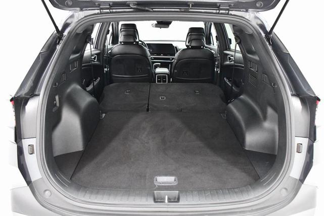 Photo of 2023 Gravity Gray Kia Sportage