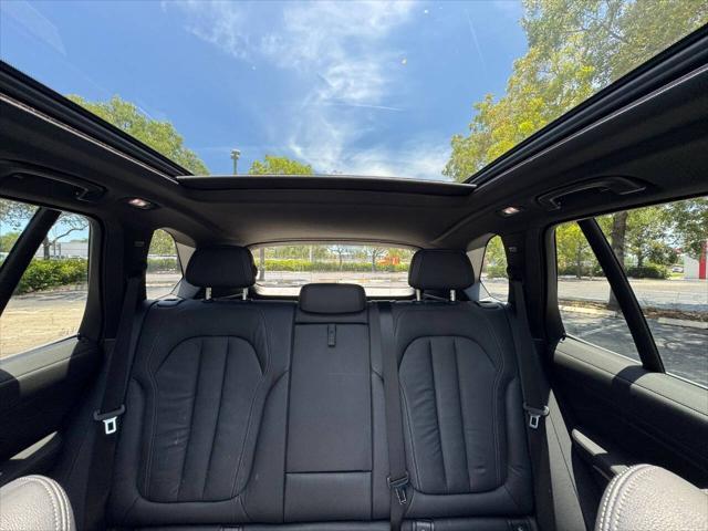 Photo of 2019 Black Sapphire Metallic BMW X5