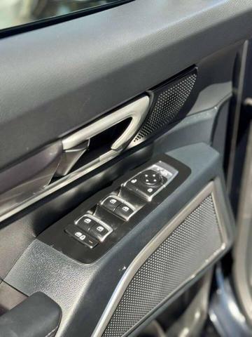 Photo of 2024 Ebony Black Kia Telluride