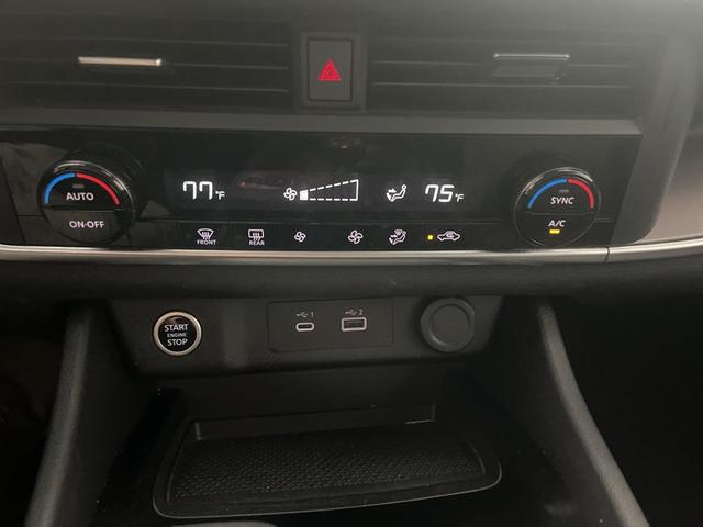Photo of 2023 Caspian Blue Metallic Nissan Rogue