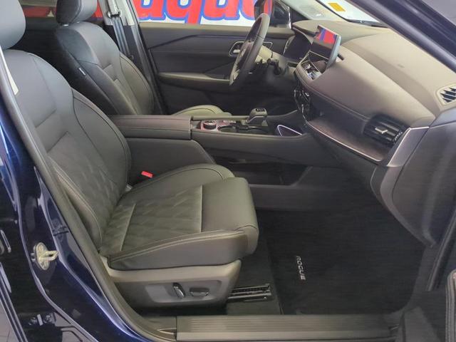 Photo of 2024 Blue Nissan Rogue