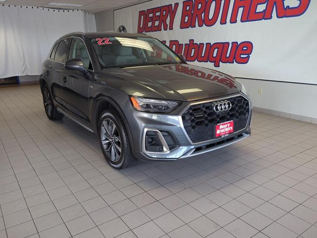 Photo of 2022 Daytona Gray Pearl Effect Audi Q5