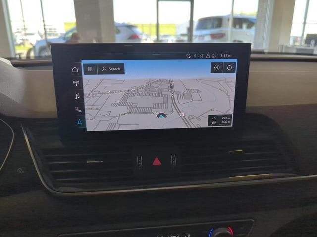 Photo of 2022 Daytona Gray Pearl Effect Audi Q5