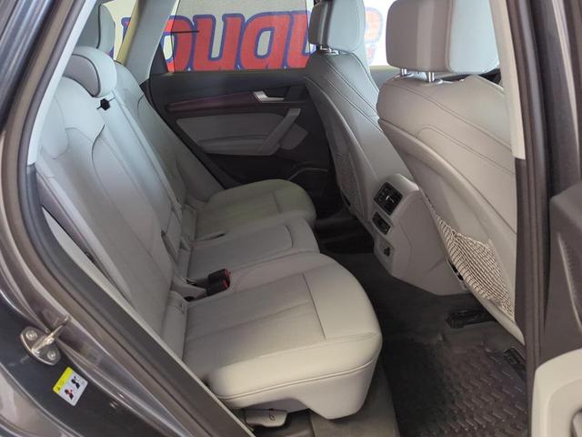 Photo of 2022 Daytona Gray Pearl Effect Audi Q5