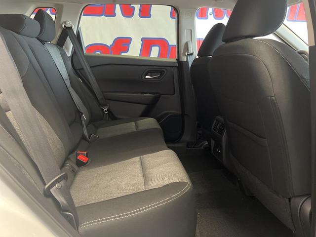 Photo of 2025 Everest White Pearl Nissan Rogue