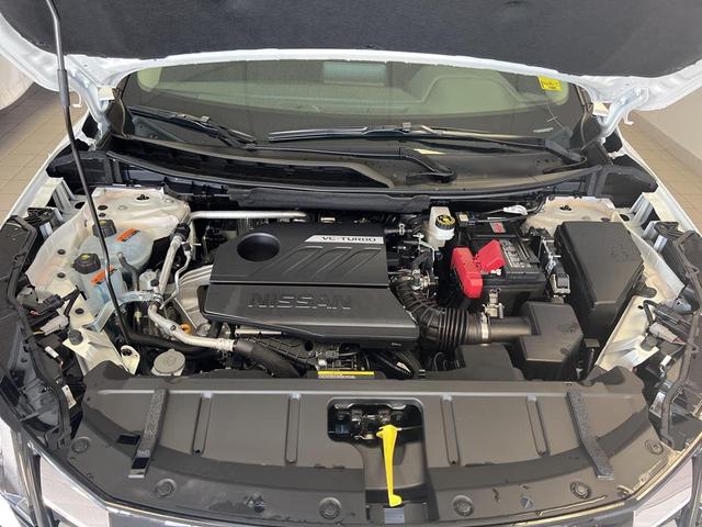 Photo of 2025 Everest White Pearl Nissan Rogue