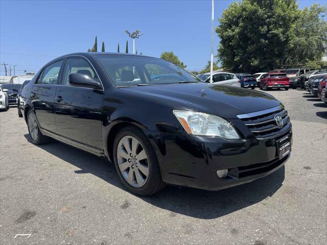 2005 Toyota Avalon