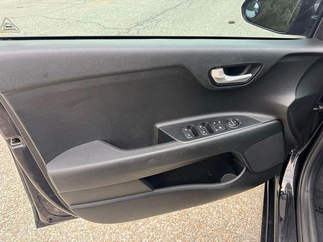 Photo of 2018 Aurora Black Kia Rio