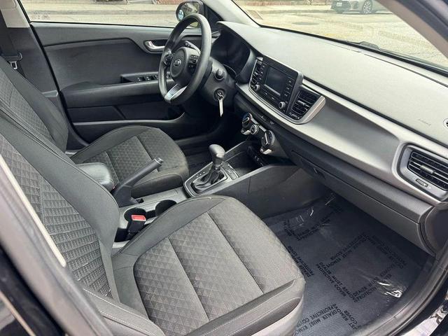 Photo of 2018 Aurora Black Kia Rio