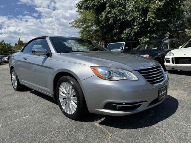 2013 Chrysler 200